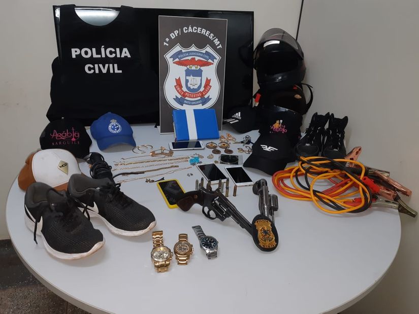 Polícia Civil prende grupo especializado em roubos de veículos