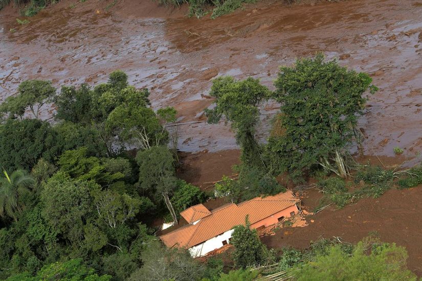 Chega a nove número de mortos pelo rompimento de barragem 
