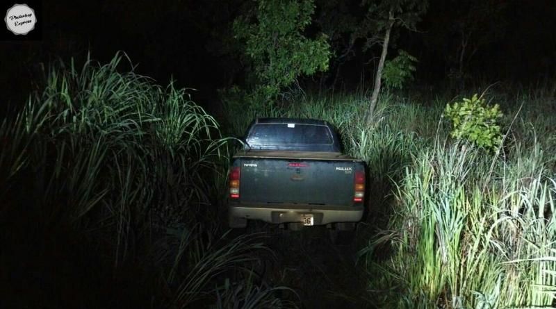 Homem com tornozeleira eletrônica é flagrado com caminhonete roubada