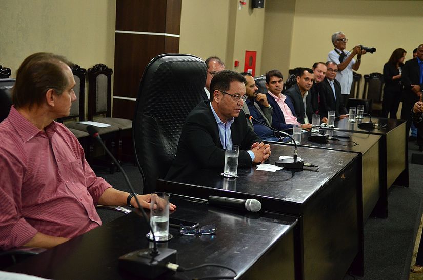 Botelho reafirma compromisso em defesa de servidores