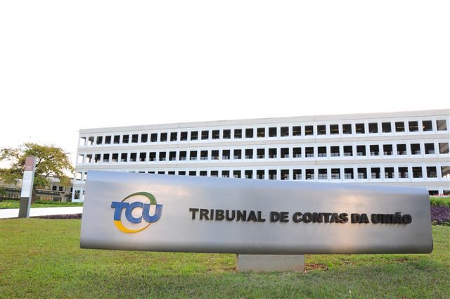 TCU vai fiscalizar mais de 19 mil pensões pagas a filhas de servidores