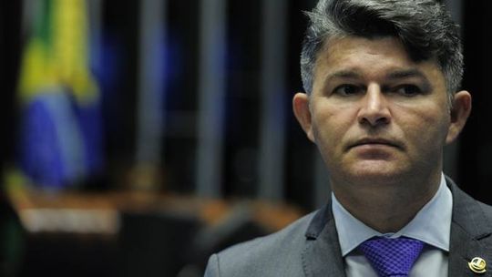 TRE quer que PF investigue ata de registro de Pedro Taques e caso pode cassar Medeiros