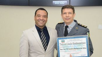 Tenente-Coronel Sandro recebe Título de Cidadão Rondonopolitano