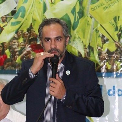 Avante trabalhadores e trabalhadoras!