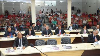 Com apenas duas indicações primeira sessão ordinária da Câmara movimenta a Casa