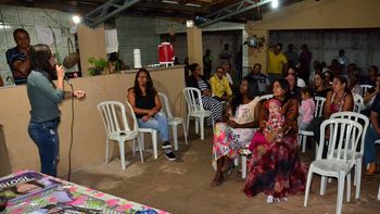 Riva reforça apoio a W.F. e segue com “campanha pé no chão”