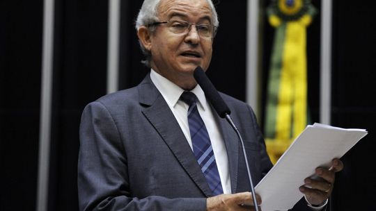 Sachetti diz que avalia composição com Pivetta para vaga ao Senado