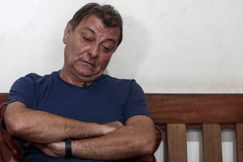 Ao desembarcar em Roma, Battisti será levado direto para prisão
