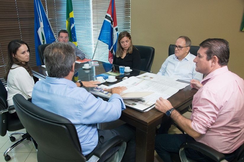 Prefeitura discute PPPs e prevê investimentos do empresariado em espaços públicos