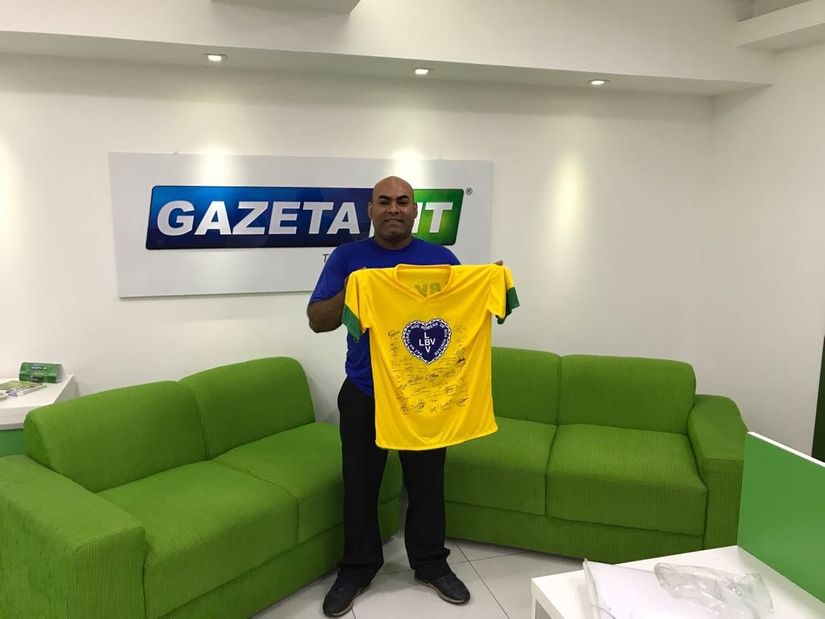 Em nova campanha, LBV busca doar cestas básicas em clima de Copa do Mundo