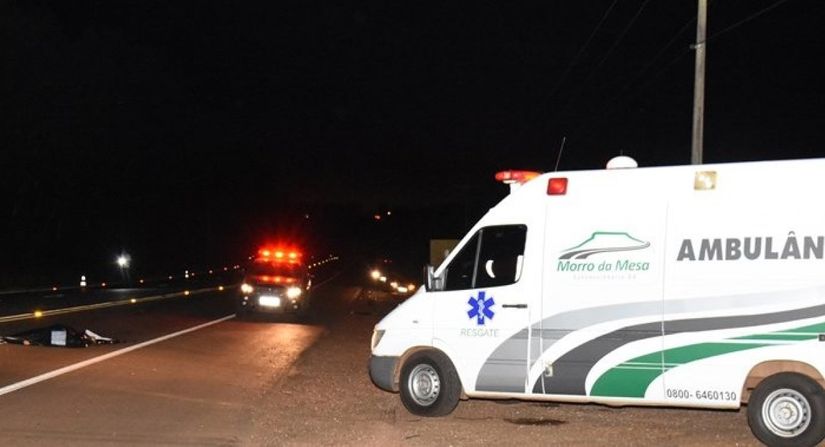 Motociclista morre em colisão com carreta na MT-130