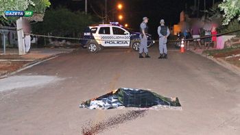 Homem é executado com tiros na cabeça no meio da rua em Rondonópolis 