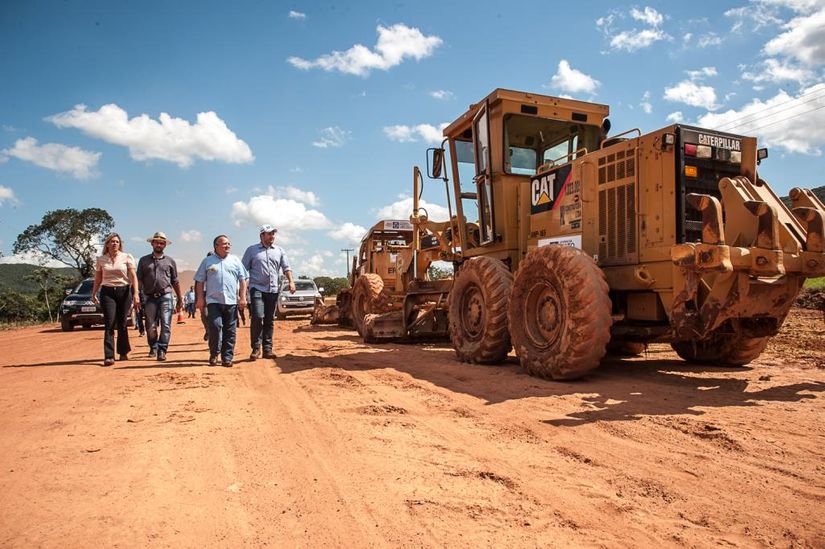 Governo inicia pavimentação de estrada entre Cáceres e Barra do Bugres