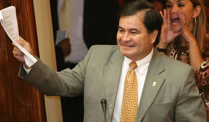 Ex-senador boliviano refugiado no Brasil está internado em estado grave
