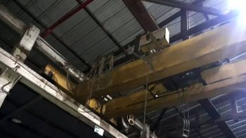 Homem morre ao sofrer descarga elétrica quando consertava guindaste