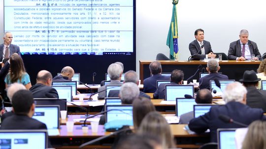 Comissão especial da Câmara vota destaques da Reforma da Previdência