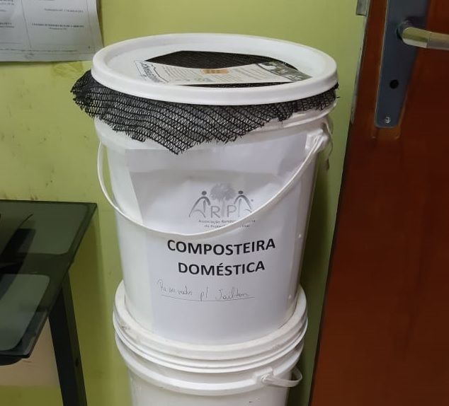 Arpa desenvolve projeto de composteira doméstica em Rondonópolis
