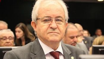 Adilton contesta acusação de Percival de provocar desunião política na cidade