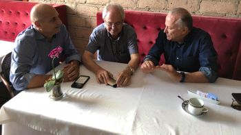 Depois de reuniões de pré-candidatos ao Governo, Pívetta e Viana recorrem a Sachetti