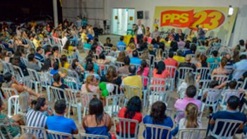 Profissionais da Educação apoiam Percival para que avanços continuem