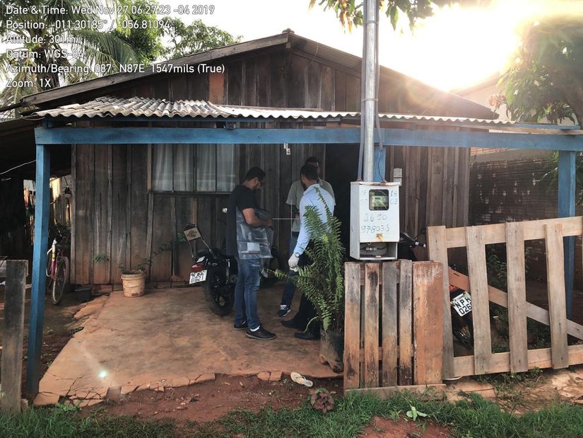 Mulher é assassinada com facada no pescoço; companheiro é suspeito do crime 