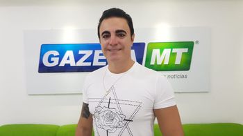Dinivaldo Lima comemora 20 anos de carreira com festa inédita em Guiratinga 