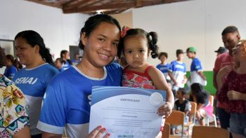 Setasc capacita moradores do Distrito do Sucuri com curso de operador de computador