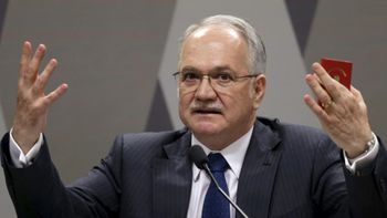 Fachin envia denúncia contra Lula e Dilma para Justiça Federal no DF