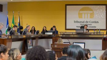 TCE homologa cautelar que suspende reajuste a servidores do Estado