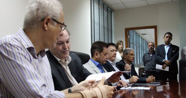 Instituições se unem para criar consórcio intermunicipal de compra de medicamentos
