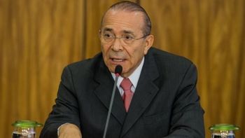 Governo deve facilitar licenciamento ambiental, diz Padilha