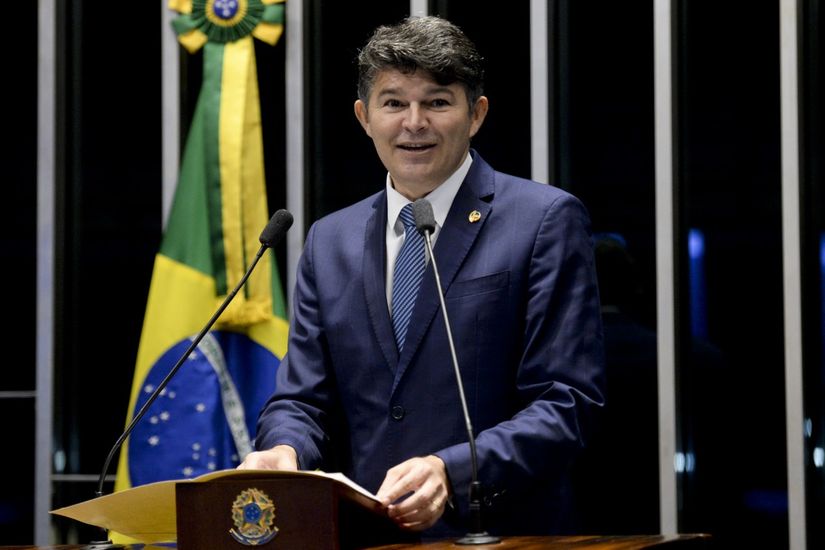 Medeiros faz críticas à resistência da oposição à reforma do ensino médio e às ocupações das escolas
