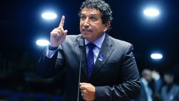 Aliado de Medeiros no Senado recebe pedido de secretário de Estado do ES