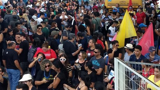 Governo de MT não atende reivindicações dos profissionais da Educação Pública