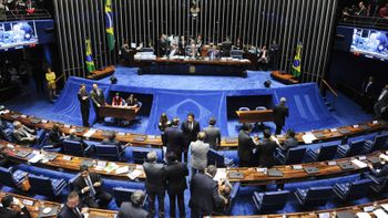 PEC que facilita repasses para estados e municípios vai à quinta sessão de discussão