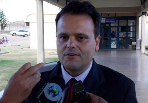 Claudinei quer fazer frente contra Botelho na AL