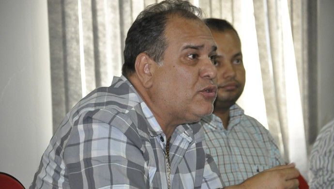 Ex-presidente do União e sua esposa reagem a assalto e tomam arma de criminoso 