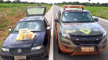 Homem é preso com 15 quilos de drogas na BR-070