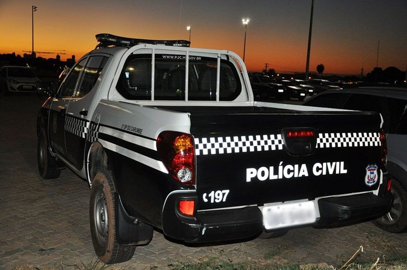 Empresário reage a assalto mata assalta e acaba baleado no interior 