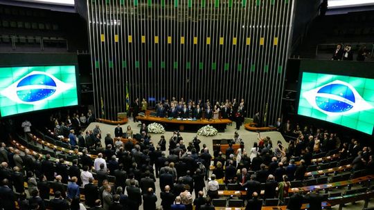 Casa se reúne na terça-feira para analisar vetos presidenciais