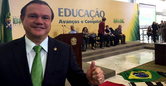 Cheio de discurso, Wellington Fagundes merece destaque pelo que não fala