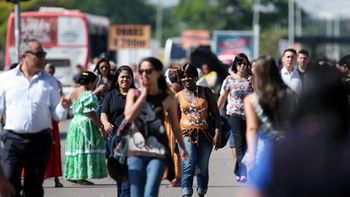 Dos 27,4 mil registros de candidaturas, 8,4 mil são de mulheres