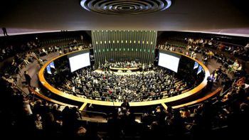 Câmara inicia sessão que vai votar reforma da Previdência