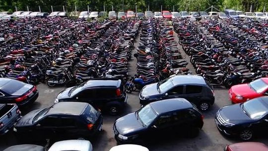 Detran vai leiloar mais de 1200 veículos que foram apreendidos em municípios de MT