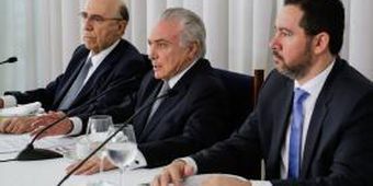 Meirelles diz que juros do cartão de crédito começarão a cair no final de março