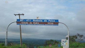 Depois da Unemat, Taques oficializou outras oito obras para Rondonópolis
