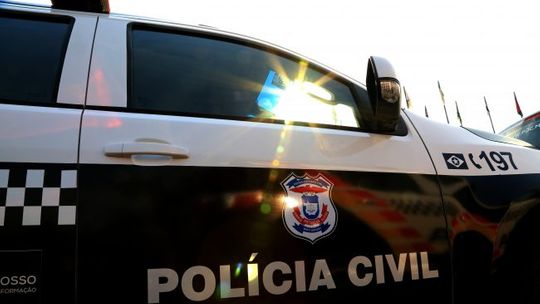 Marido de menina de 12 anos e mãe da menor são presos