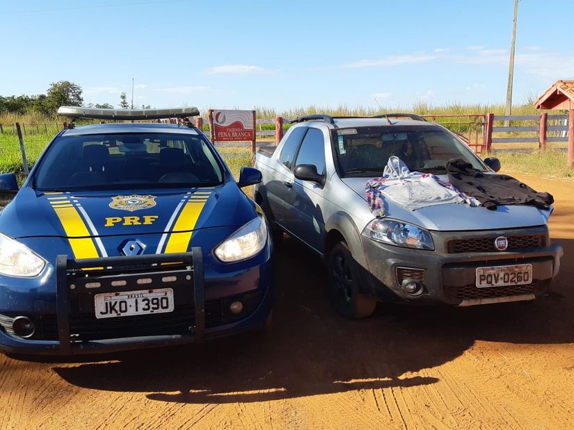 Bandidos batem veículo e o abandonam as margens de rodovia