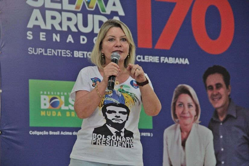 Julgamento de senadora eleita é adiado no TRE