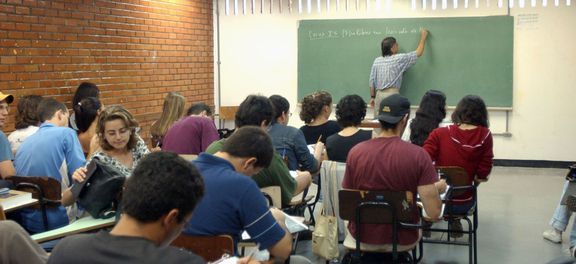 Inscrições para o Fies começam nesta terça-feira